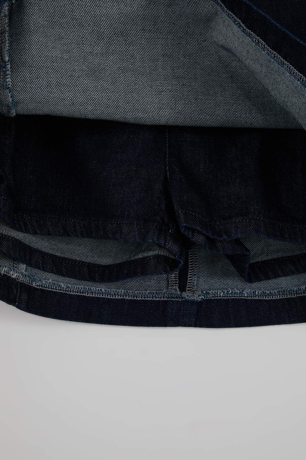 Koyu Mavi Aksesuar/Trok Detayl? %100 Pamuk Denim Sort Etek TWOSS26SR00014 - Trendyolmilla фото 6