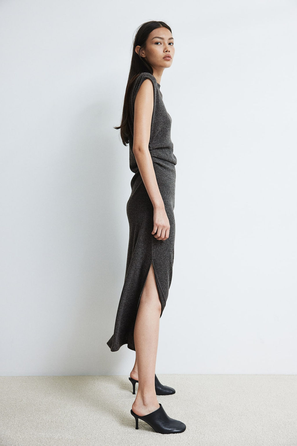 Vestido ajustado con diseno drapeado - H&m фото 3