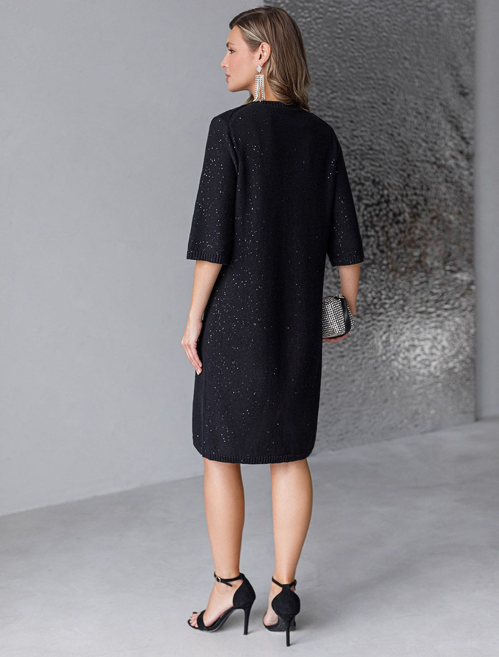 Платье вязаное из хлопковой пряжи с пайетками - Vilatte фото 3