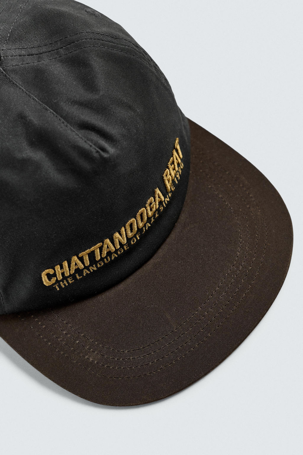 EMBROIDERED FLAT PEAK CAP - Zara фото 6