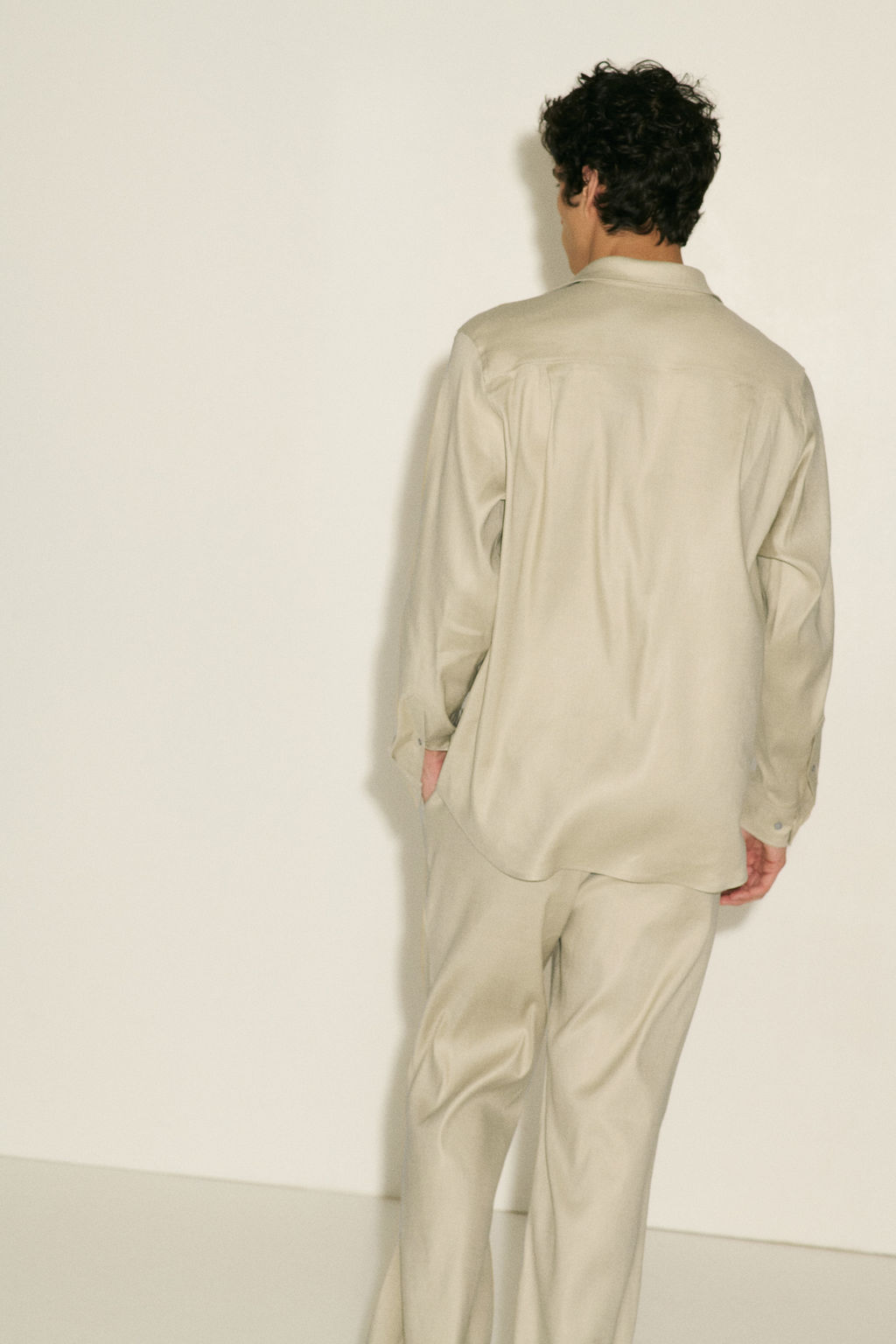 Camisa en mezcla de lino Easy Care Regular Fit - H&m фото 6