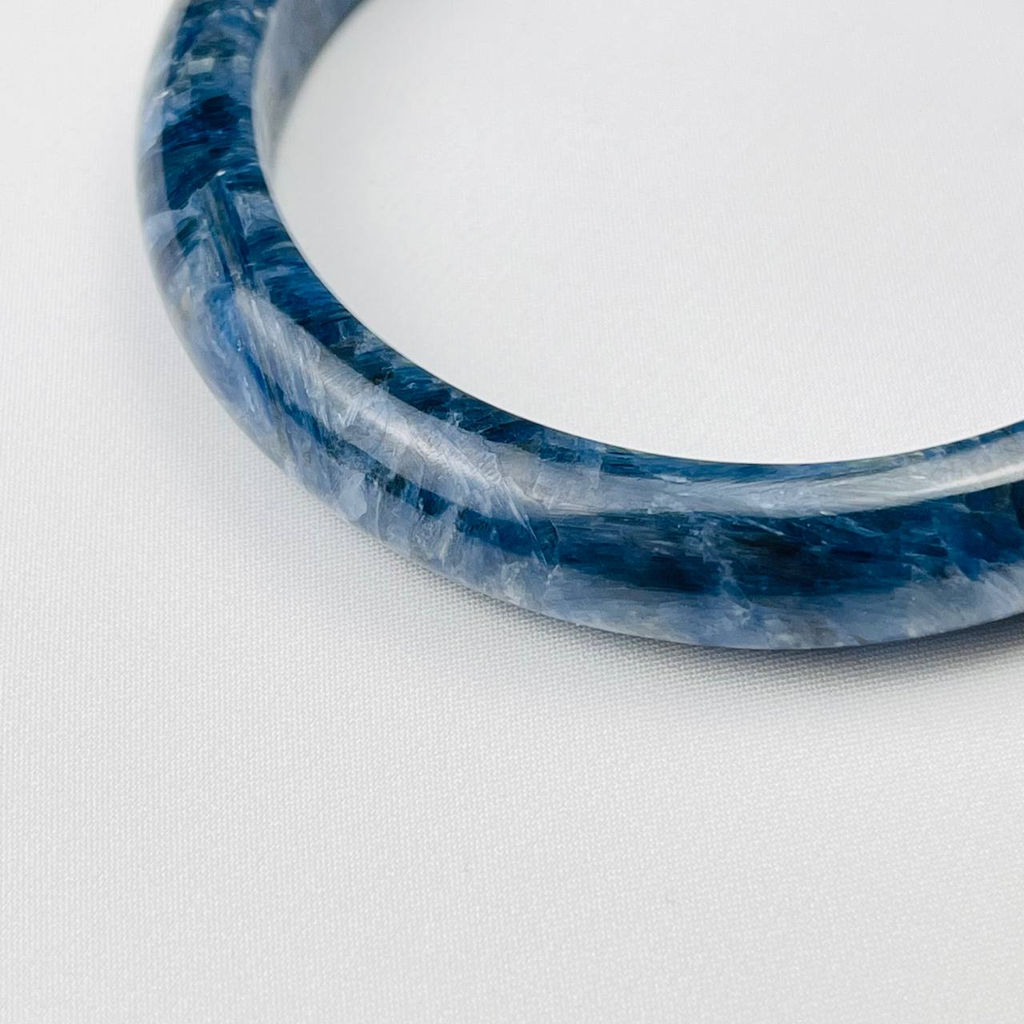 Браслет цельный из Кианита 13 см