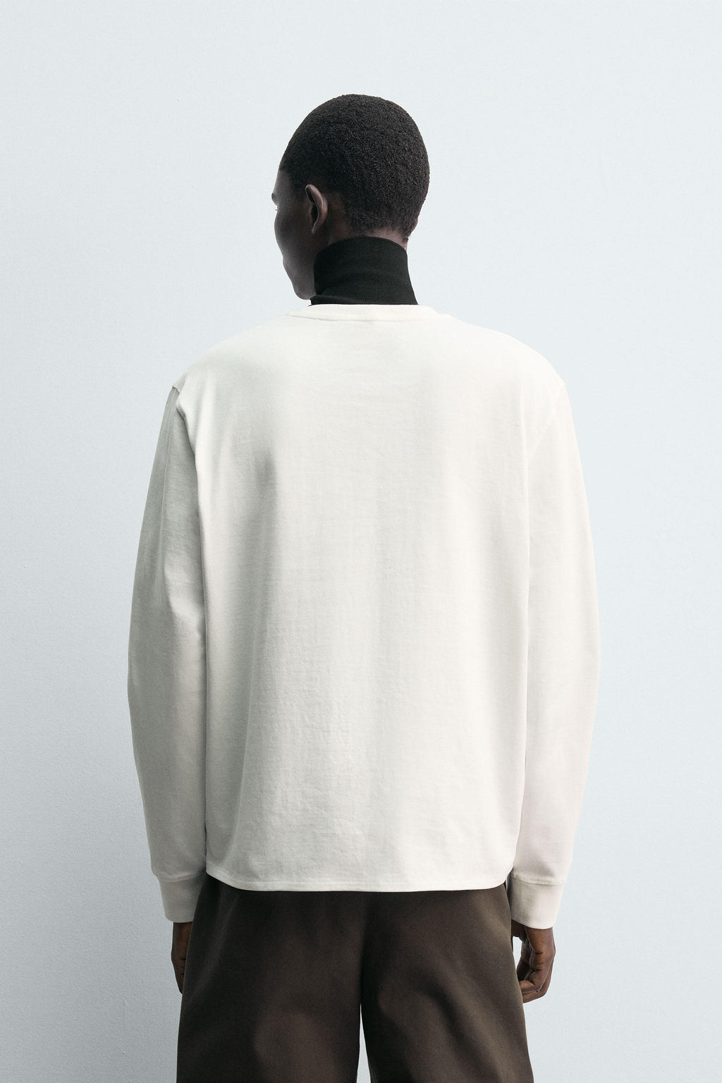ROLAND CORPORATION  HEAVYWEIGHT T-SHIRT