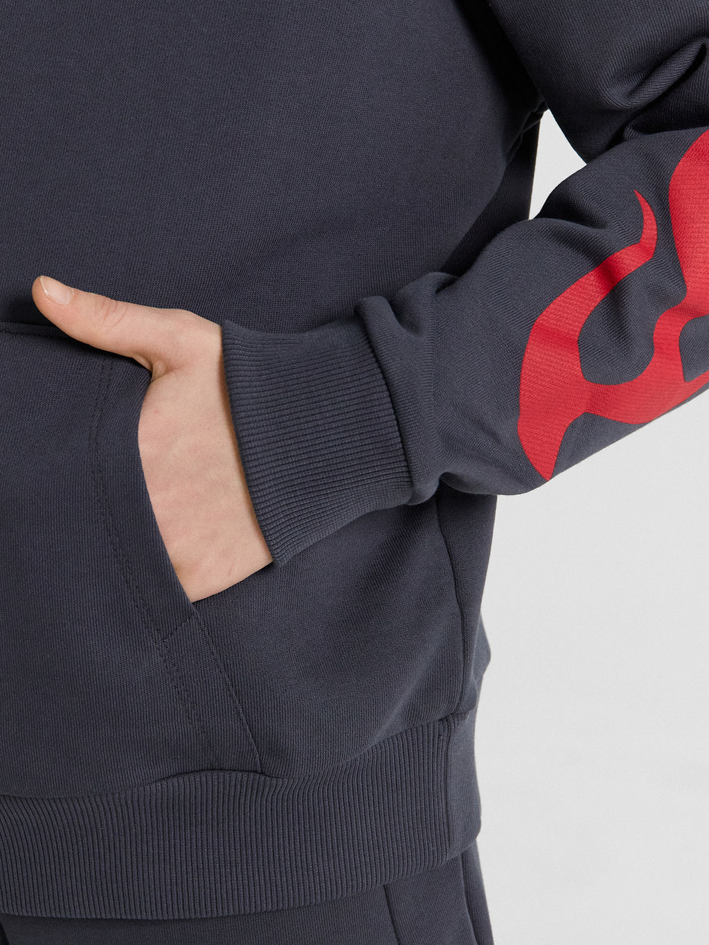 Комплект для мальчиков серый с принтом и надписью Racing - Mark formelle фото 8