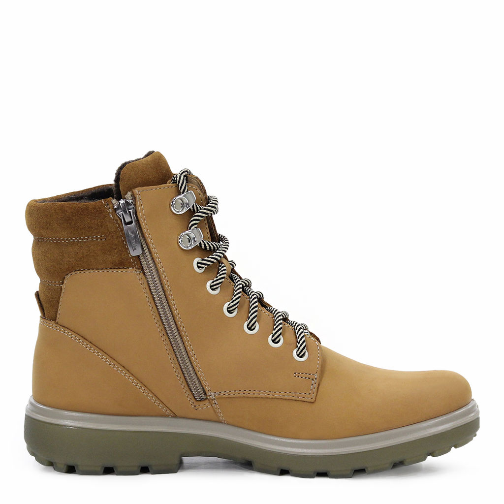 Ботинки девичьи