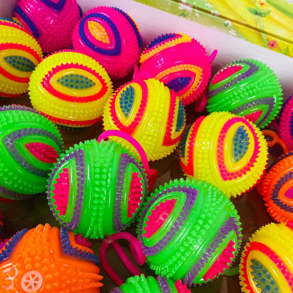 Мякиш Мячики на резинках Flashing Spiky Ball 24 шт. в уп (65 mm) - Storyland фото 2