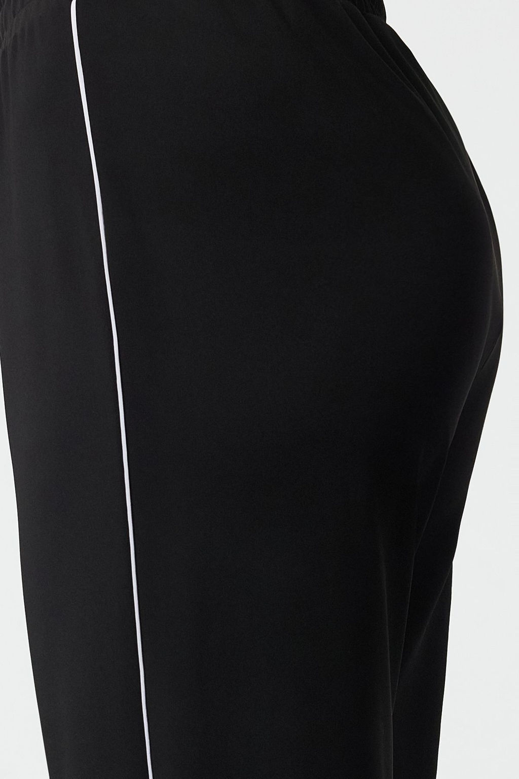 Siyah Dalg?c/Scuba Kumas Biyeli Spor Orme Esofman Alt? THMAW25EA00010 - Trendyolmilla фото 3