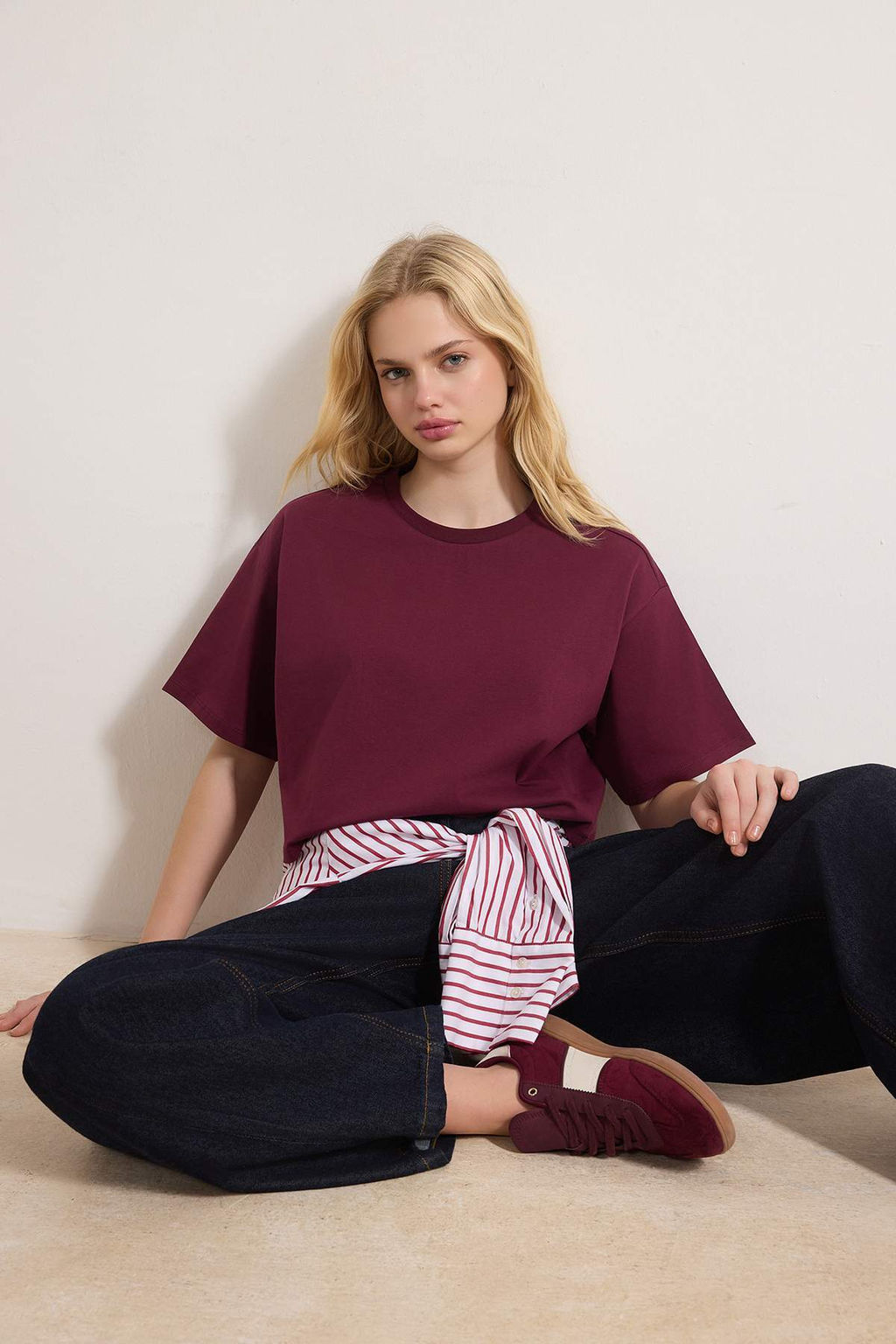 Murdum Relaxed/Rahat Kal?p %100 Kal?n Pamuklu Crop Orme T-Shirt TWOSS23TS00038