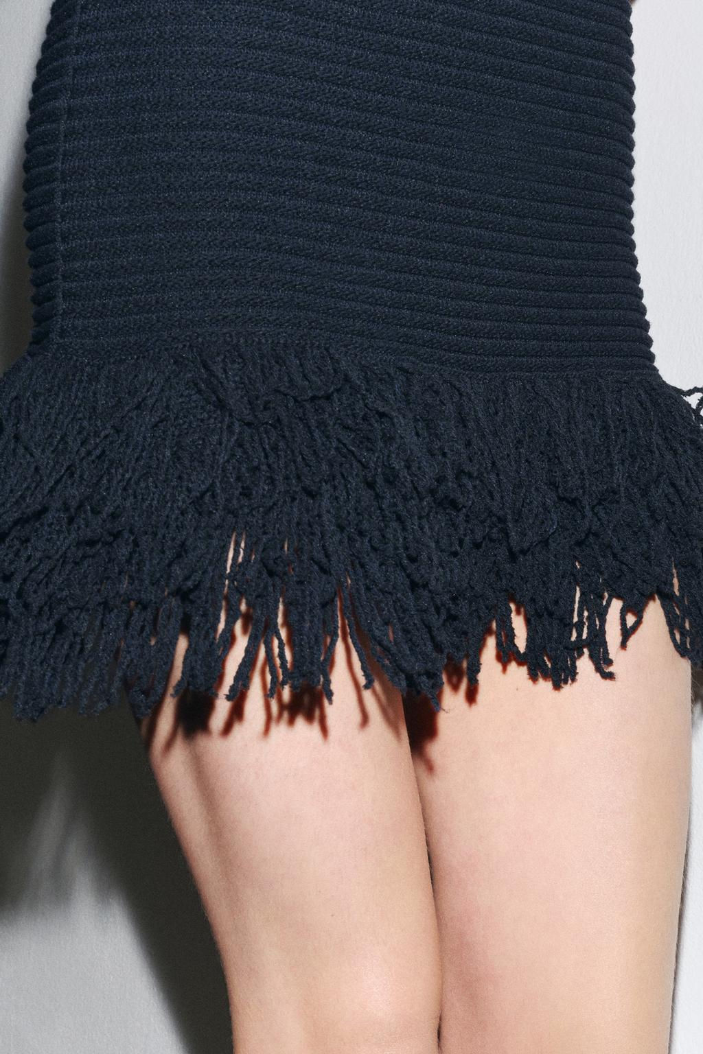 CHECK KNIT FRINGED DRESS - Zara фото 4
