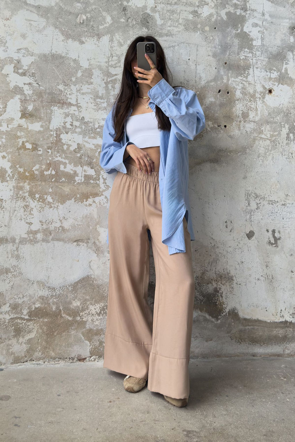 TRENDYOLMILLA Vizon Modal Cep Detayl? Wide Leg/Genis Paca Pileli Dokuma Pantolon TWOSS25PL00081