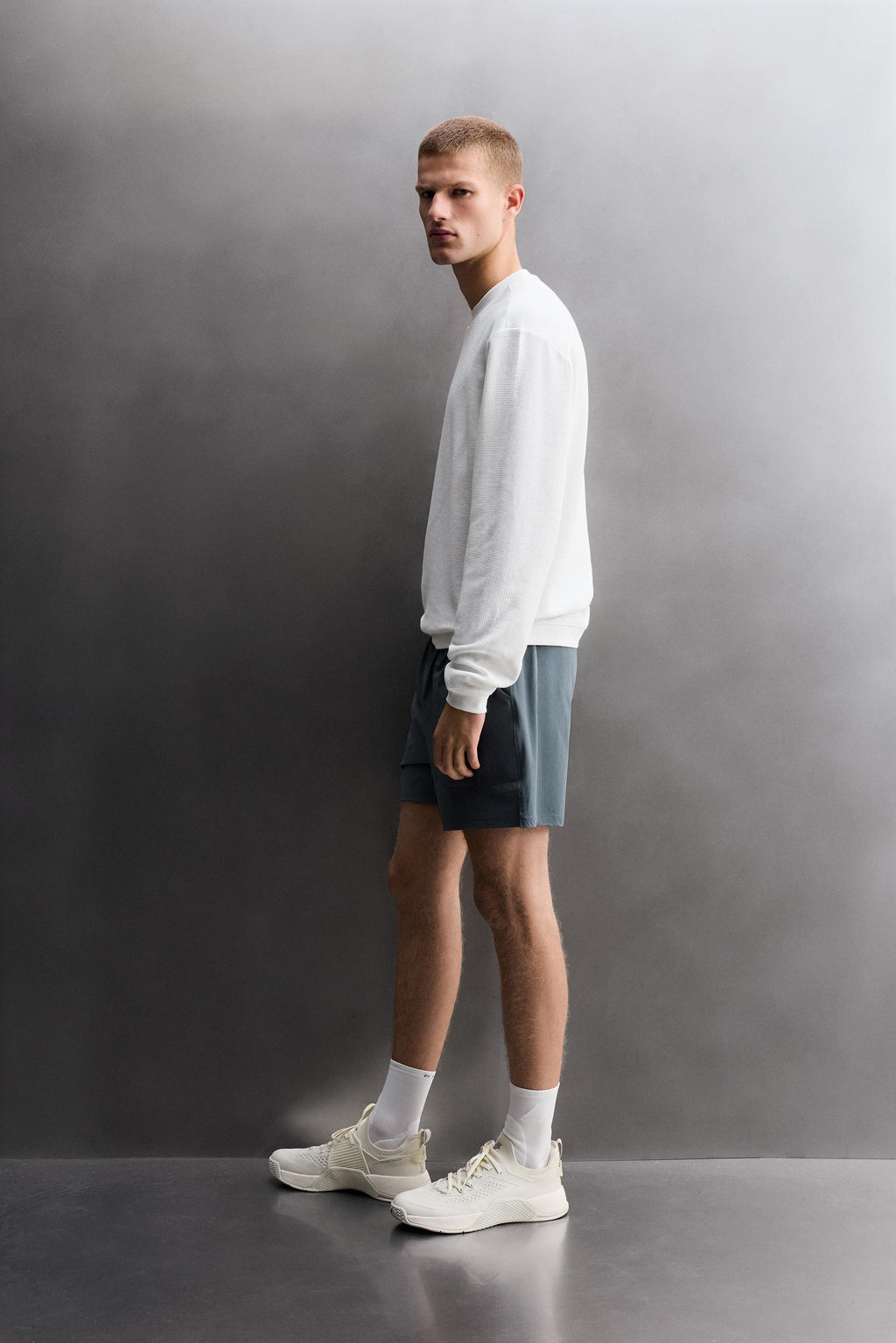 SUDADERA CREWNECK WAFFLE TRAINING / Blanco - Zara фото 4