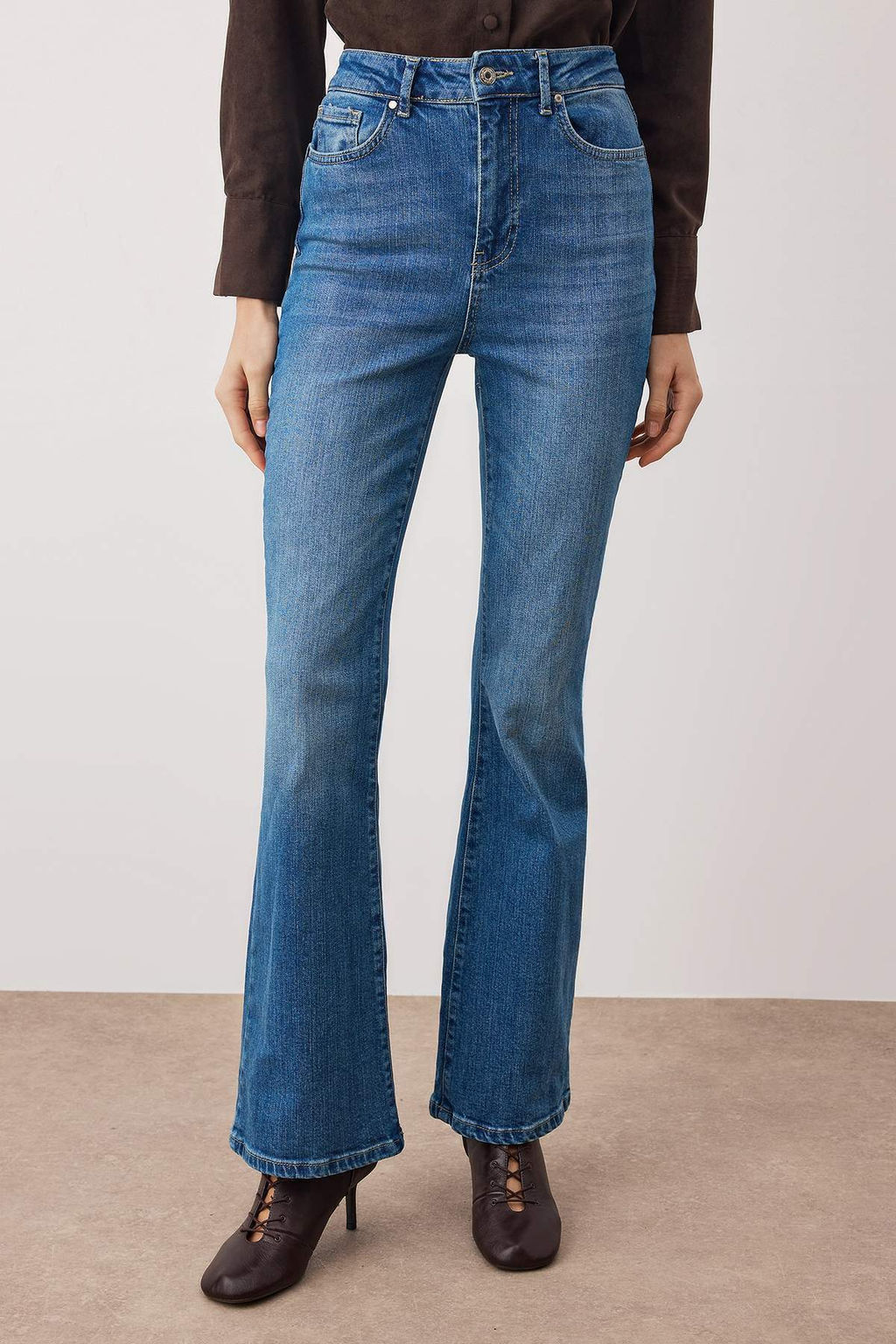 Mavi*002 Super Yuksek Bel Comfort/Esnek Flare Jeans TWOSS23JE00064