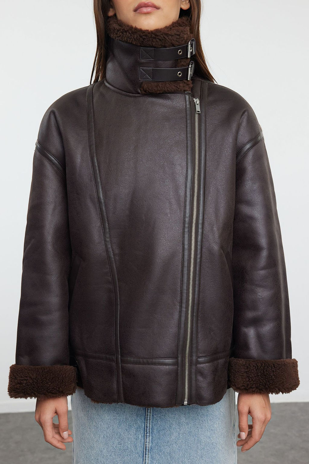 Vizon Regular Kal?p Yakas? Kemer Detayl? Peluslu Suet Biker Ceket Mont TWOAW25MO00011 - Trendyolmilla фото 13