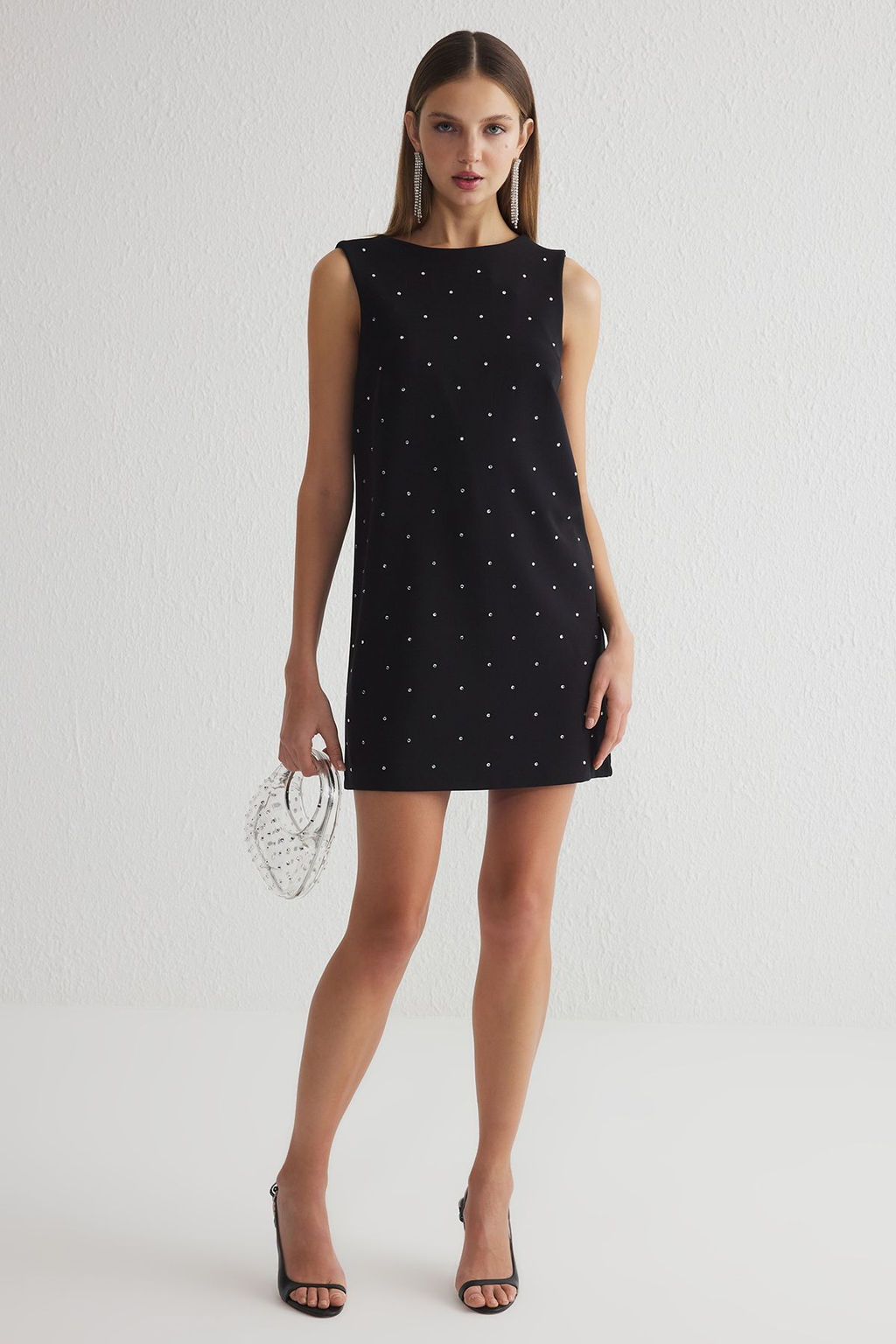 TRENDYOLMILLA Siyah Parlak Tas Baskl? Super Mini Elbise TPRAW25EL00192 фото 9