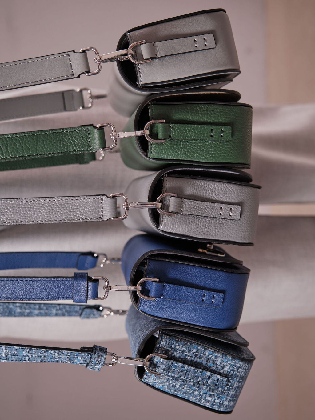 Сумка кожаная кросс-боди Deboro 30879 балтийск