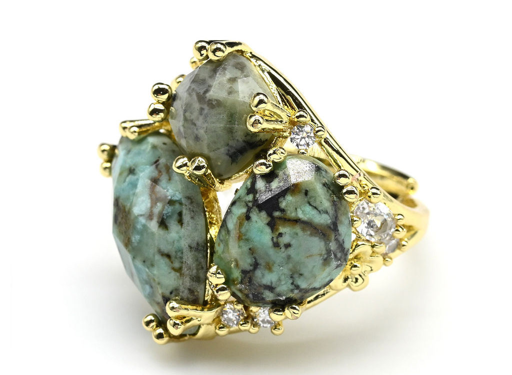 Кольцо из ювелирного сплава с хризоколлой