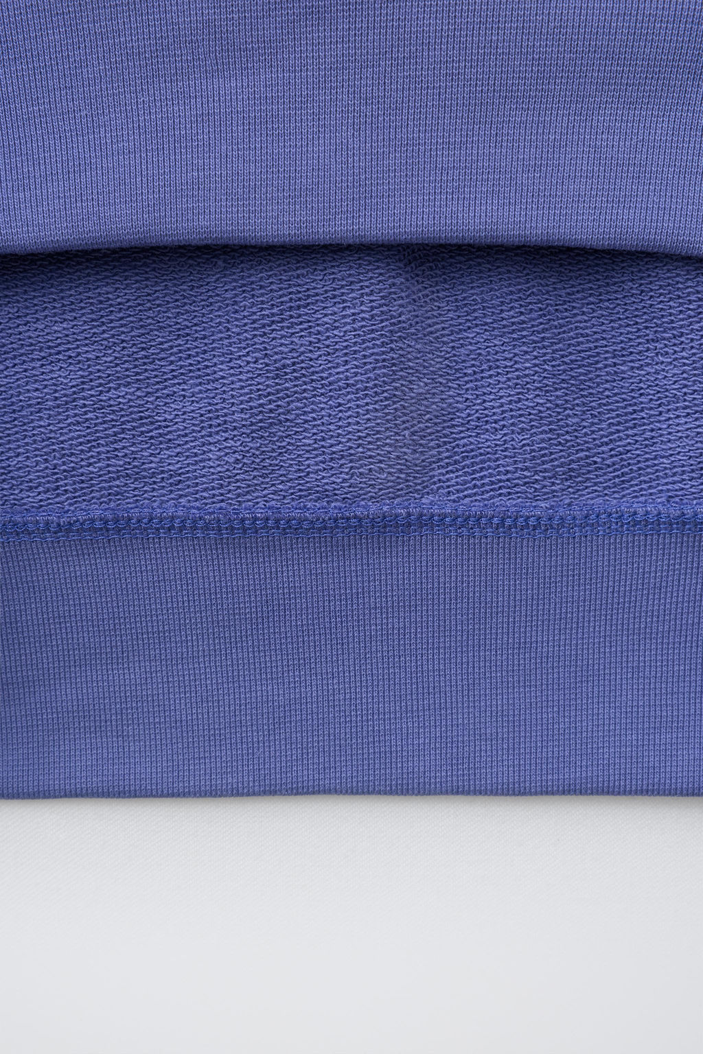 SUDADERA MANGA CORTA TEXTO RELIEVE / Malva - Zara фото 4