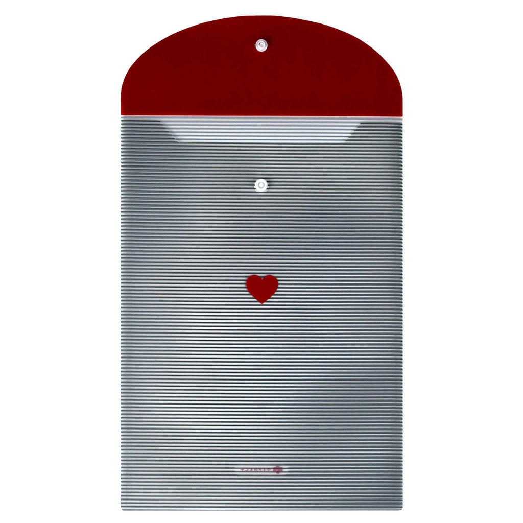 Папка для школьных тетрадей пластиковая Феникс+, арт. 72249/ 12 СЕРДЕЧКО НА ПОЛОСКАХ (полипропилен, формат А4, 24х33 см, 1 отделение (-я), кнопка, УФ-печать)