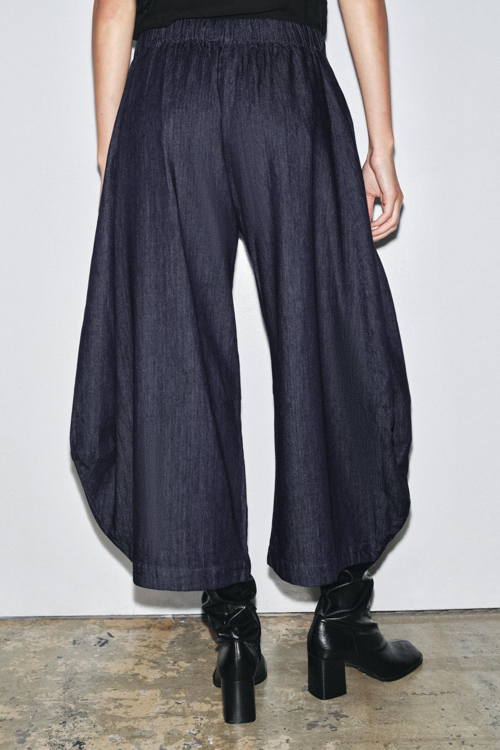 ZW COLLECTION VOLUME DENIM TROUSERS - Zara фото 3
