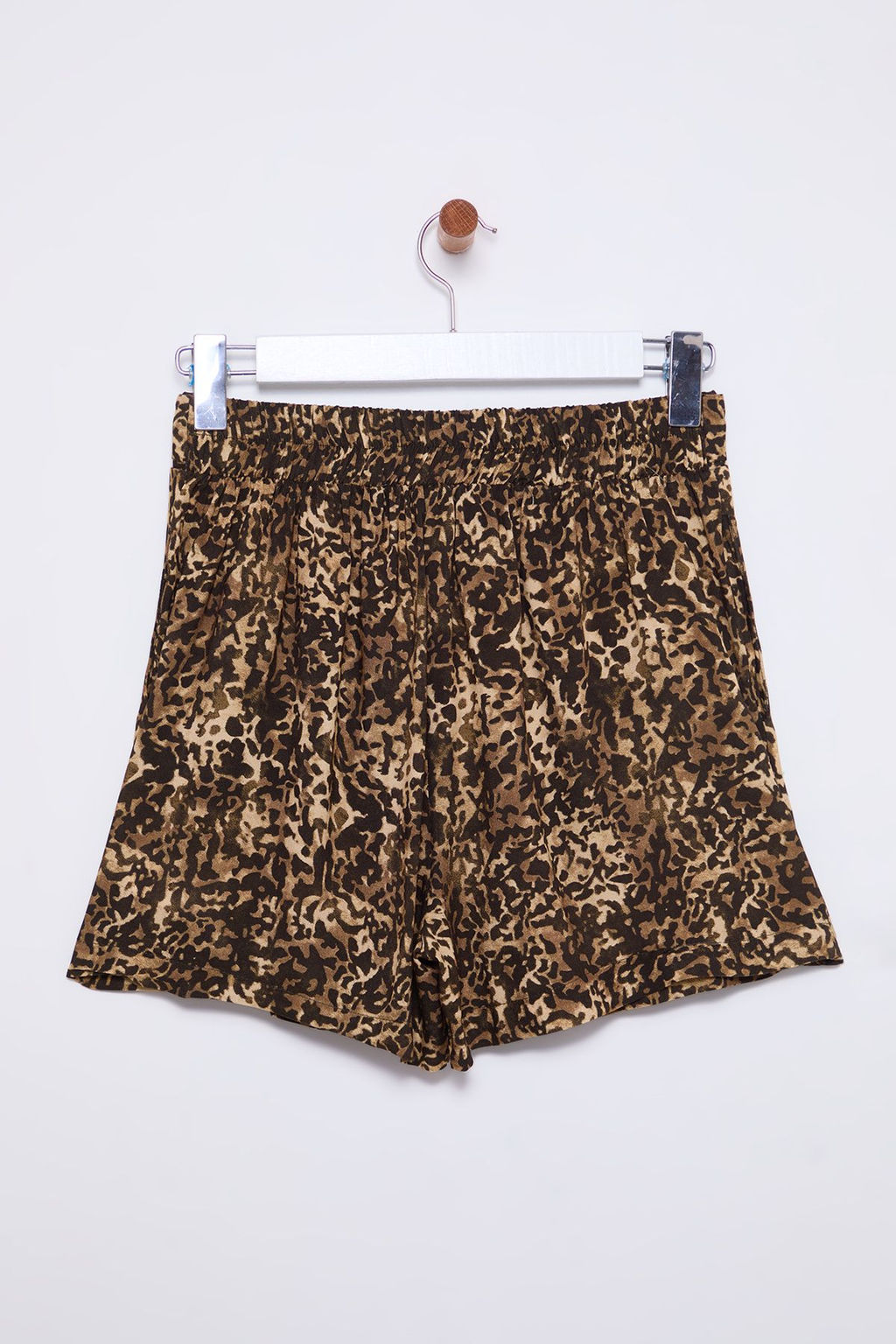 TRENDYOLMILLA Siyah Rahat Kesim Kusakl? Puantiyeli Sort & Bermuda TWOSS25SR00008  фото 8