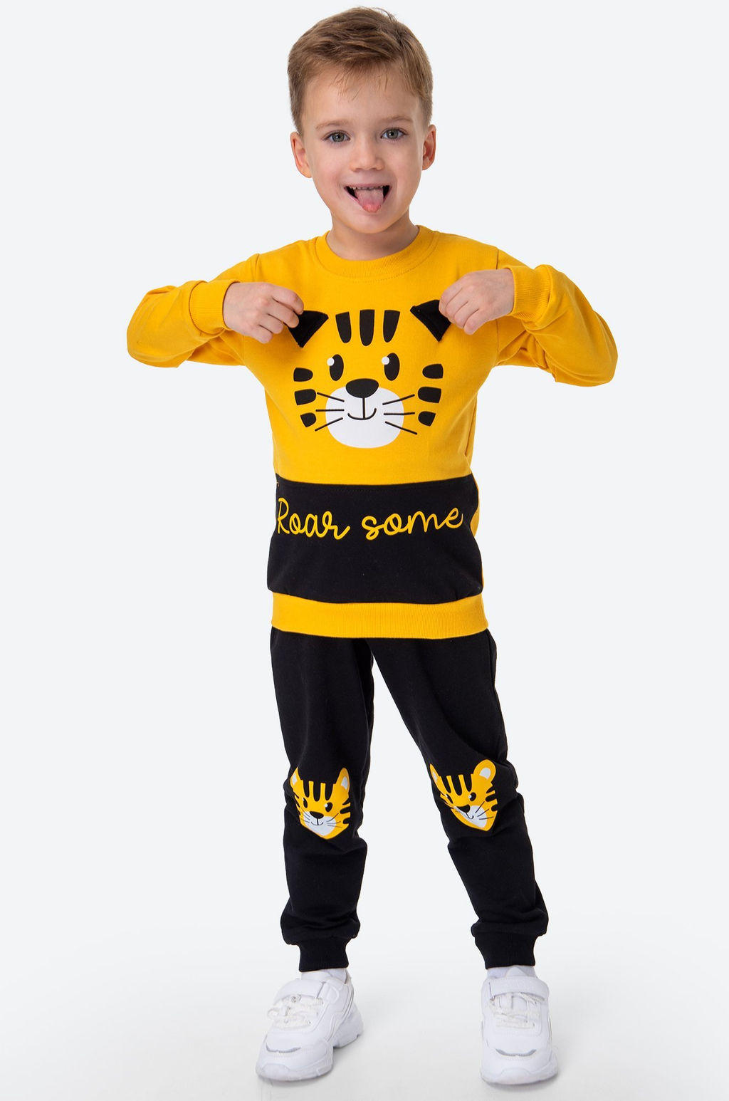 Костюм для мальчика из футера Happyfox