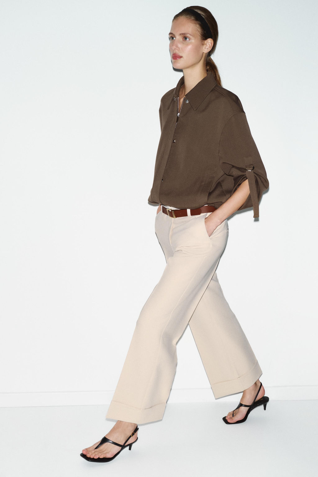 TROUSERS WITH TURN-UP CUFFS AND BELT - Zara фото 3