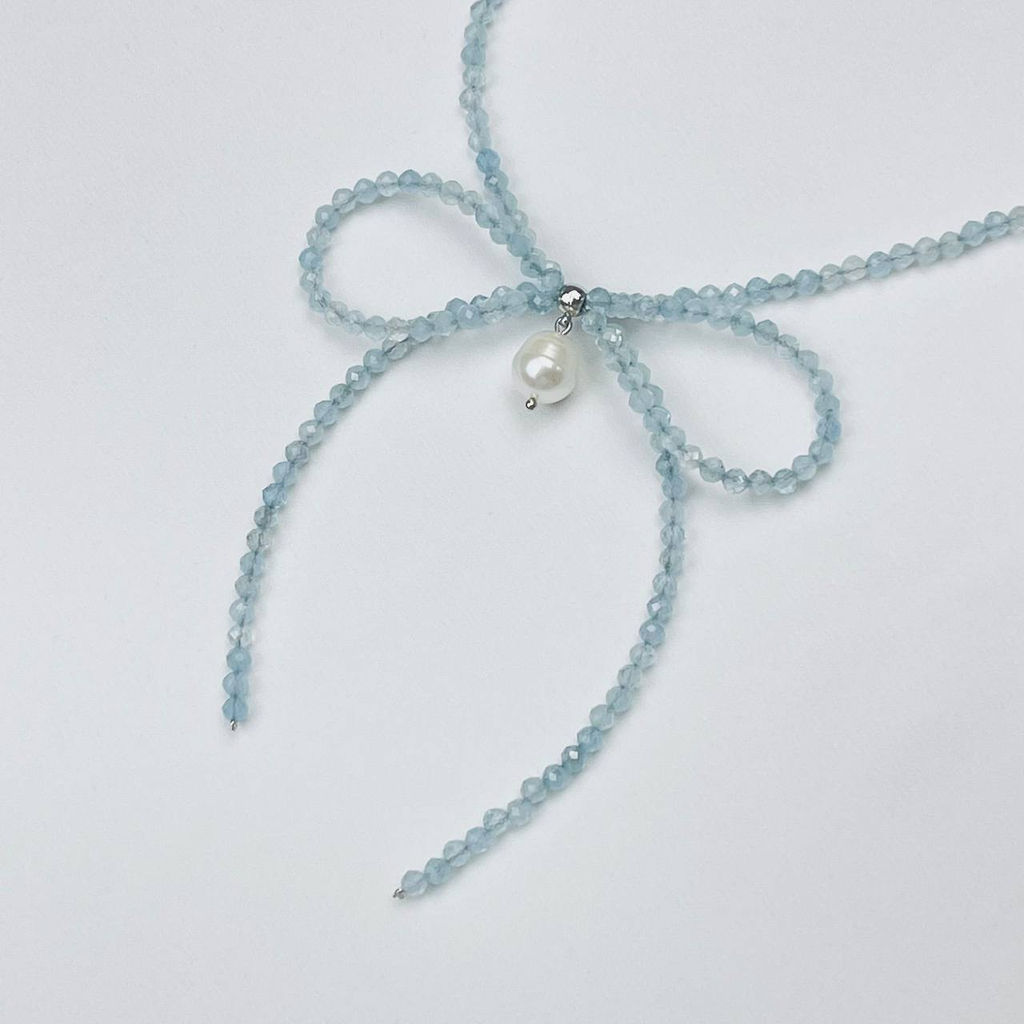 Колье из Аквамарина и Жемчуга "Бантик" 38 см +