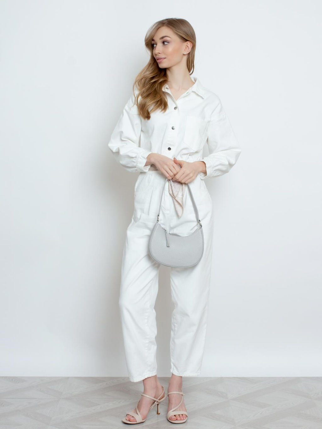 Женская кожаная сумка Richet 3167LN 334 Серый