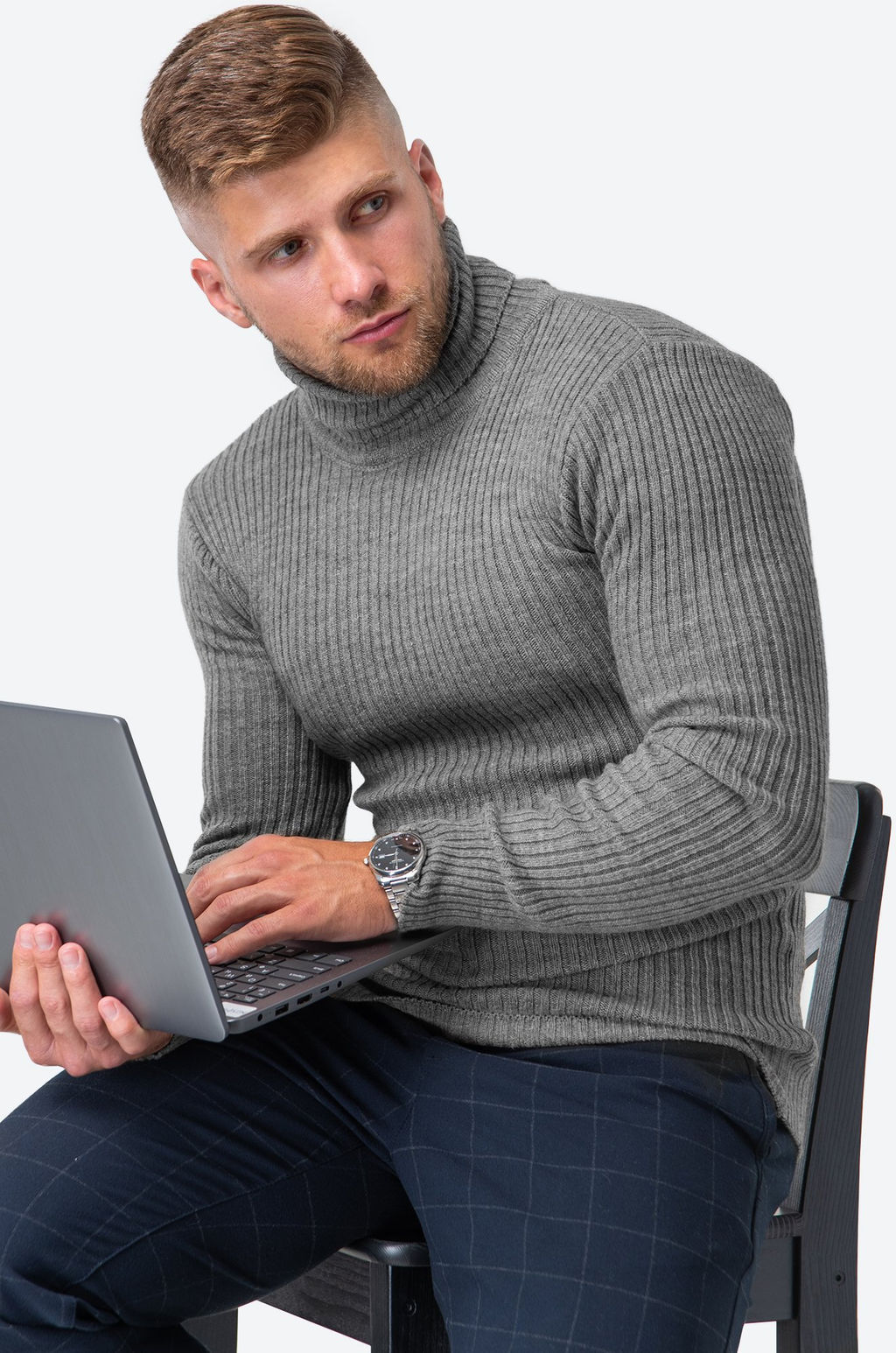 Мужской вязанный свитер с высоким воротом Happy Fox  фото 8