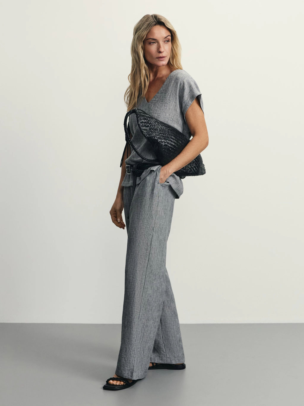 Блузка с коротким рукавом из фактурной ткани / Zarina  фото 2