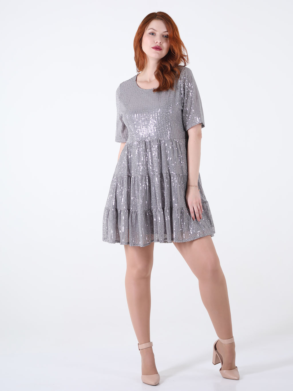 Платье серебряное нарядное