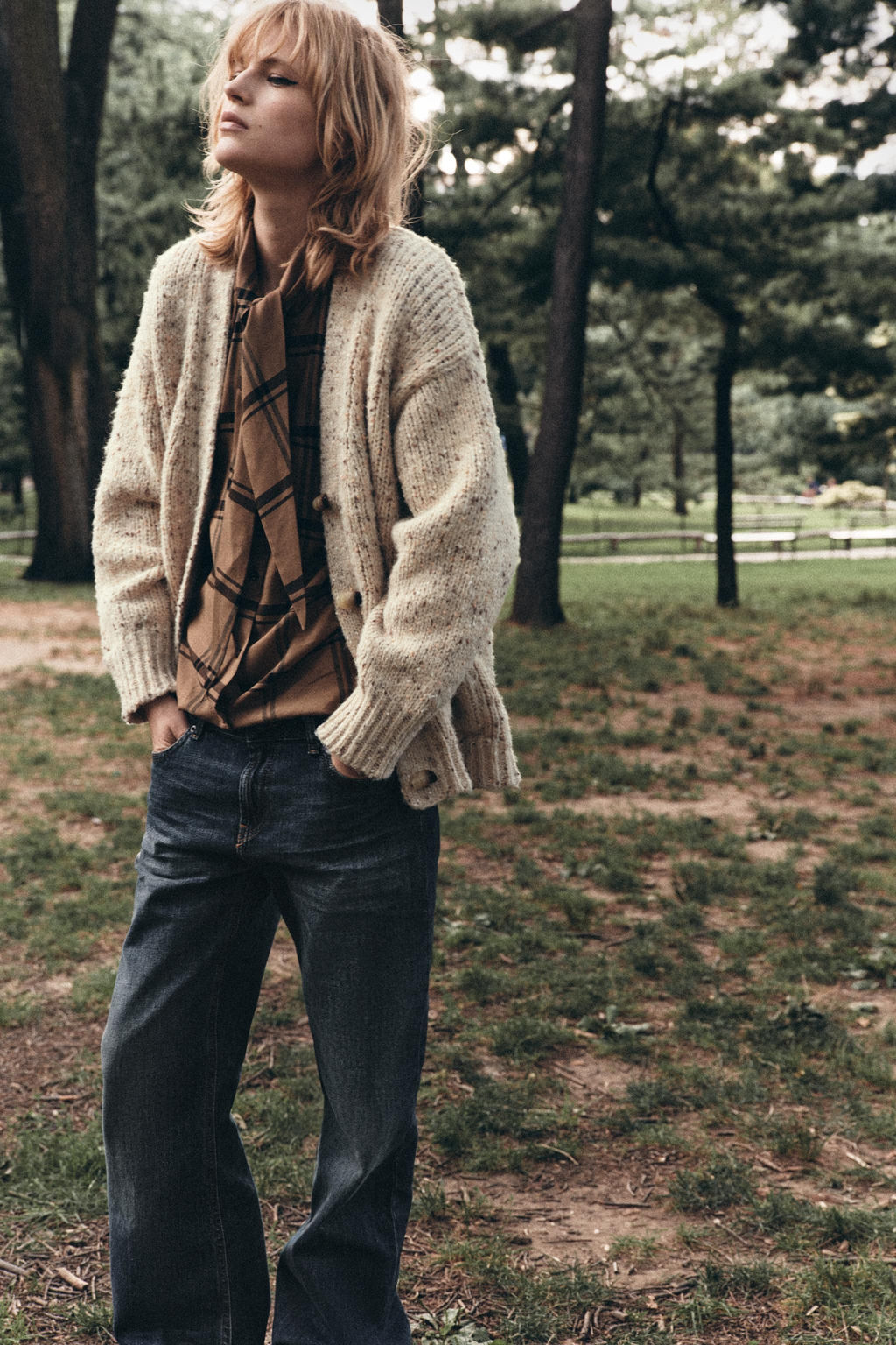 ZW COLLECTION LOW-RISE BOOTCUT JEANS - Zara фото 9