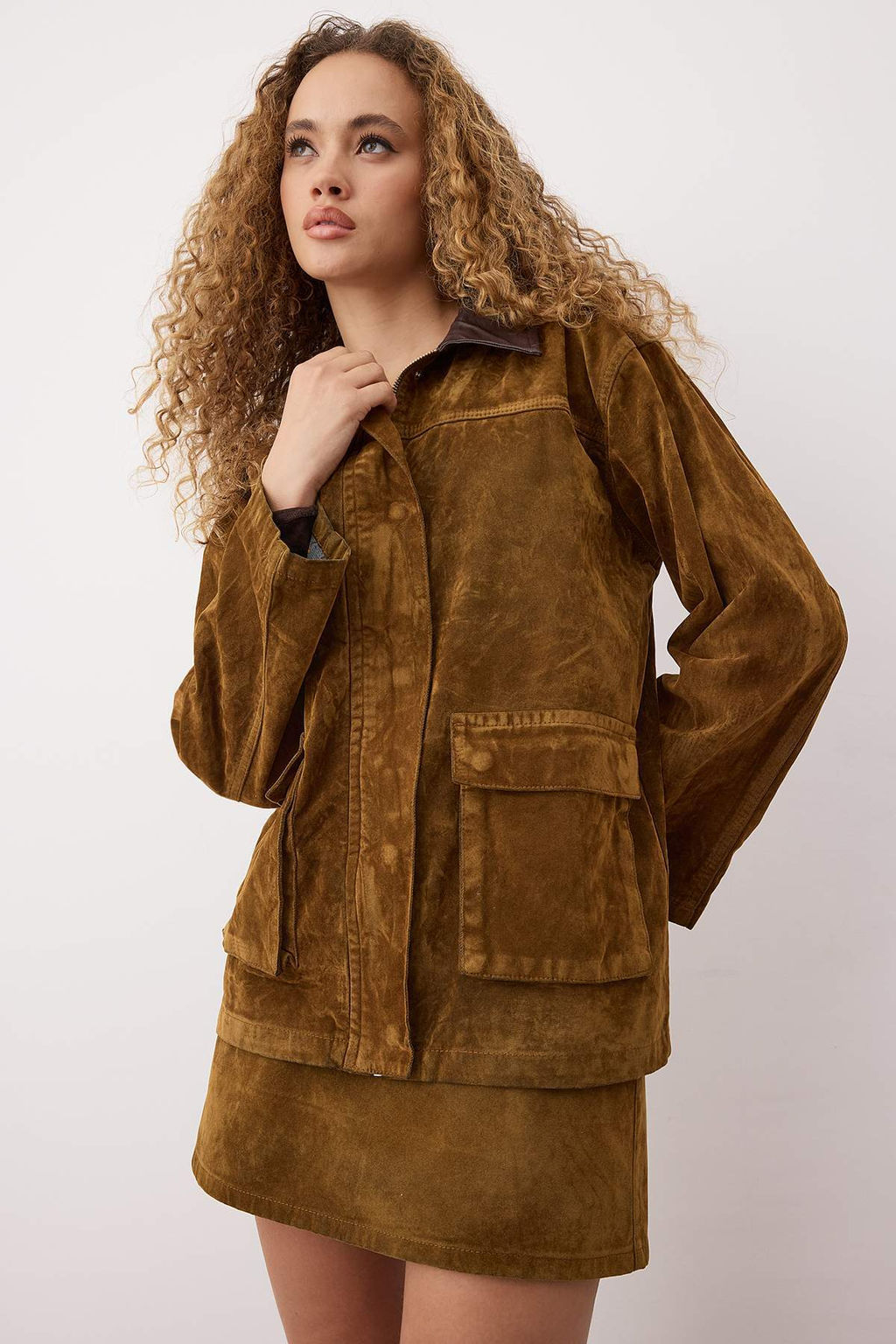 Camel Yakas? Deri Detayl? Suet Gorunumlu Oversize Denim Ceket TWOAW26CE00051 - Trendyolmilla фото 2