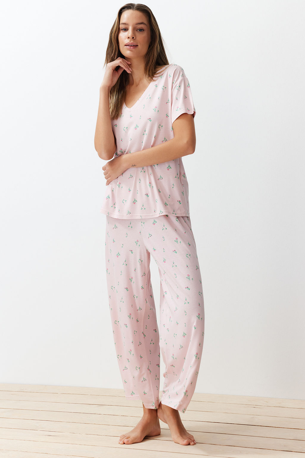Trendyolmilla Pudra-Cok Renkli Cicekli Orme Pijama Tak?m? THMSS24PT00231 фото 7