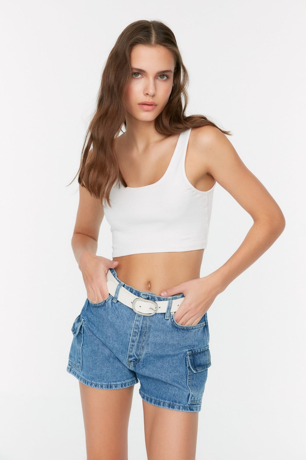 TRENDYOLMILLA Mavi Kargo Cep Detayl? Denim Sort TWOSS22SR00074  фото 3