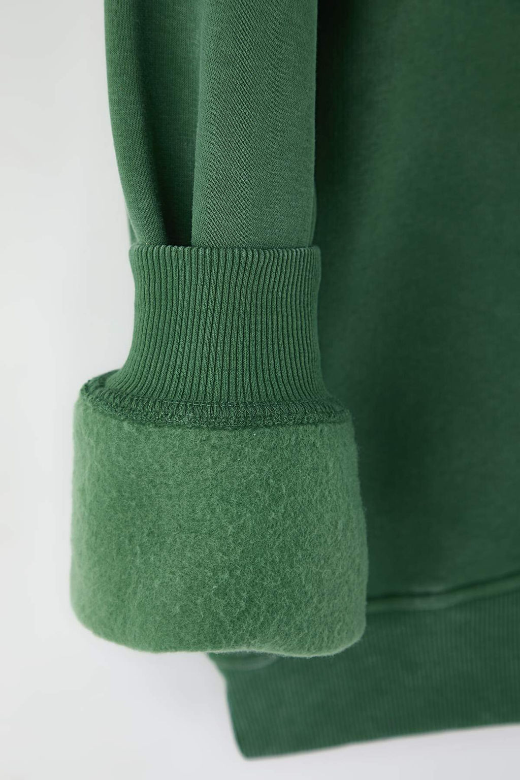 Yesil Y?kamal? Slogan Bask?l? Oversize/Genis Kal?p Kal?n Ici Polarl?Orme Sweatshirt TWOAW26SW00248 - Trendyolmilla фото 6