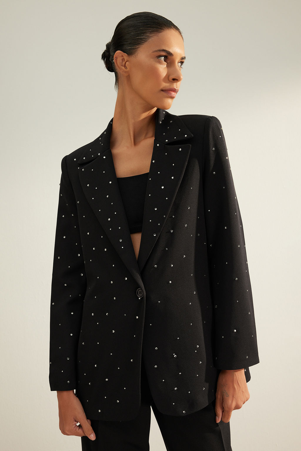 TRENDYOLMILLA Siyah Regular Dokuma Astarl? Tas Detayl? Blazer Ceket TWOAW24BC00078