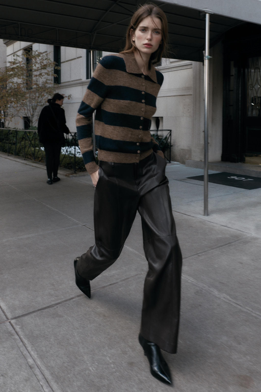 STRIPED CARDIGAN - Zara фото 6