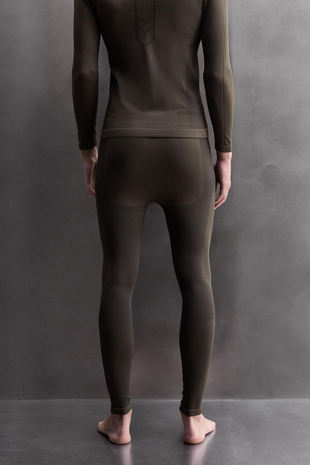 FIRST LAYER COMPRESSION SKI LEGGINGS - Zara фото 20