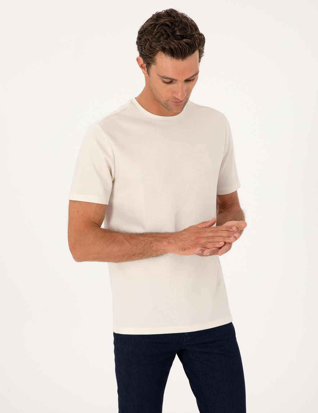 Ekru Regular Fit Bask_l_ Bisiklet Yaka T-shirt