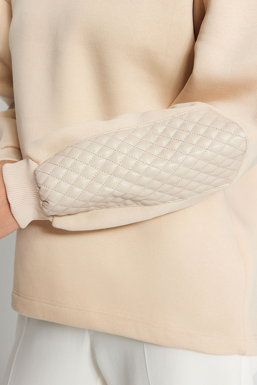TRENDYOLMILLA Siyah Kal?n Ici Polarl? Kapitoneli Oversize/Genis Kesim Kapusonlu Orme Sweatshirt TWOAW24SW00205  фото 13