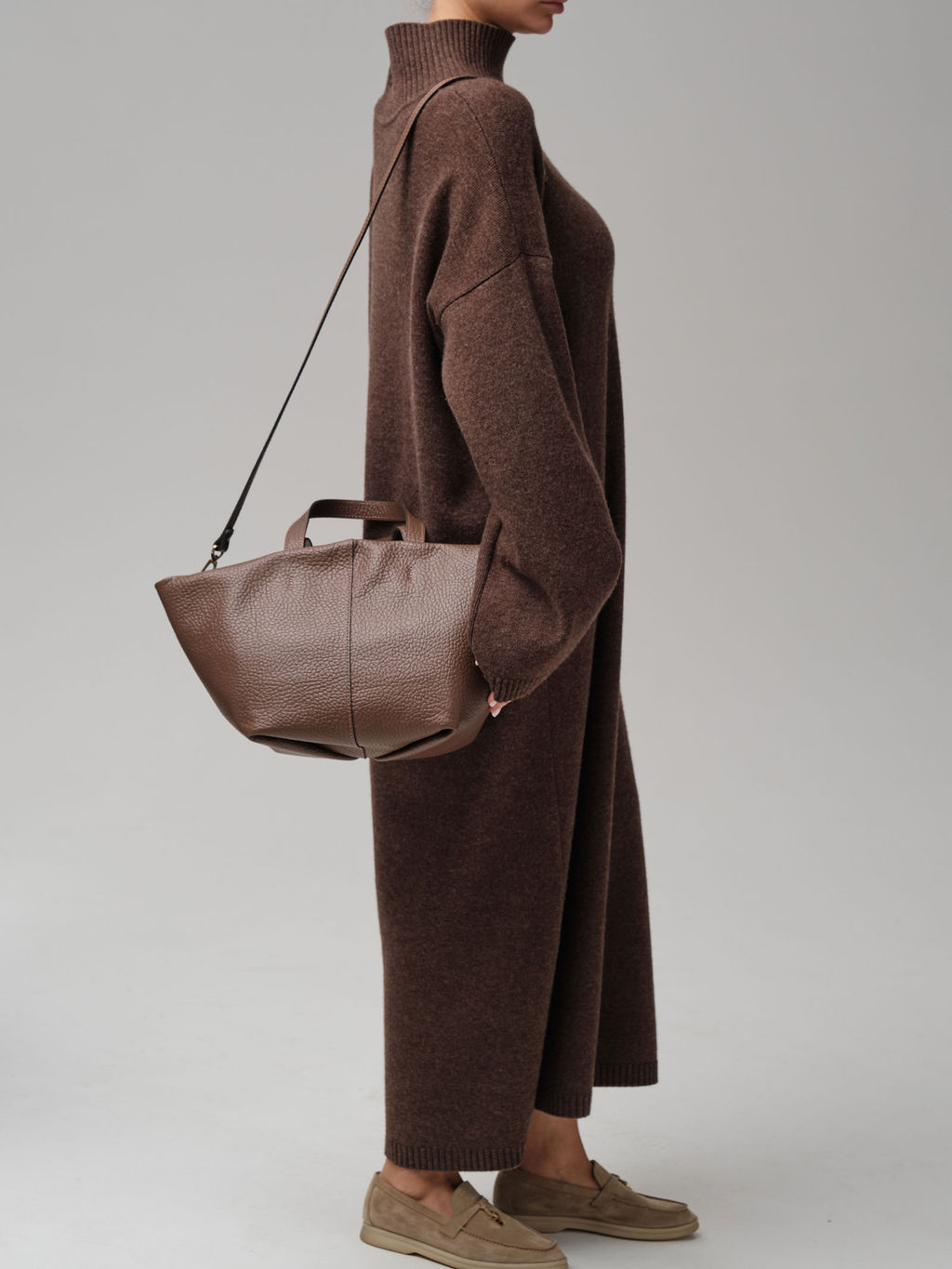 Кожаная сумка Azaro 31355 коричневый какао