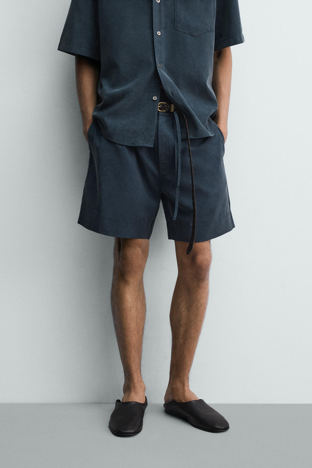 BERMUDA RELAXED FIT EFECTO LAVADO / petro lavado