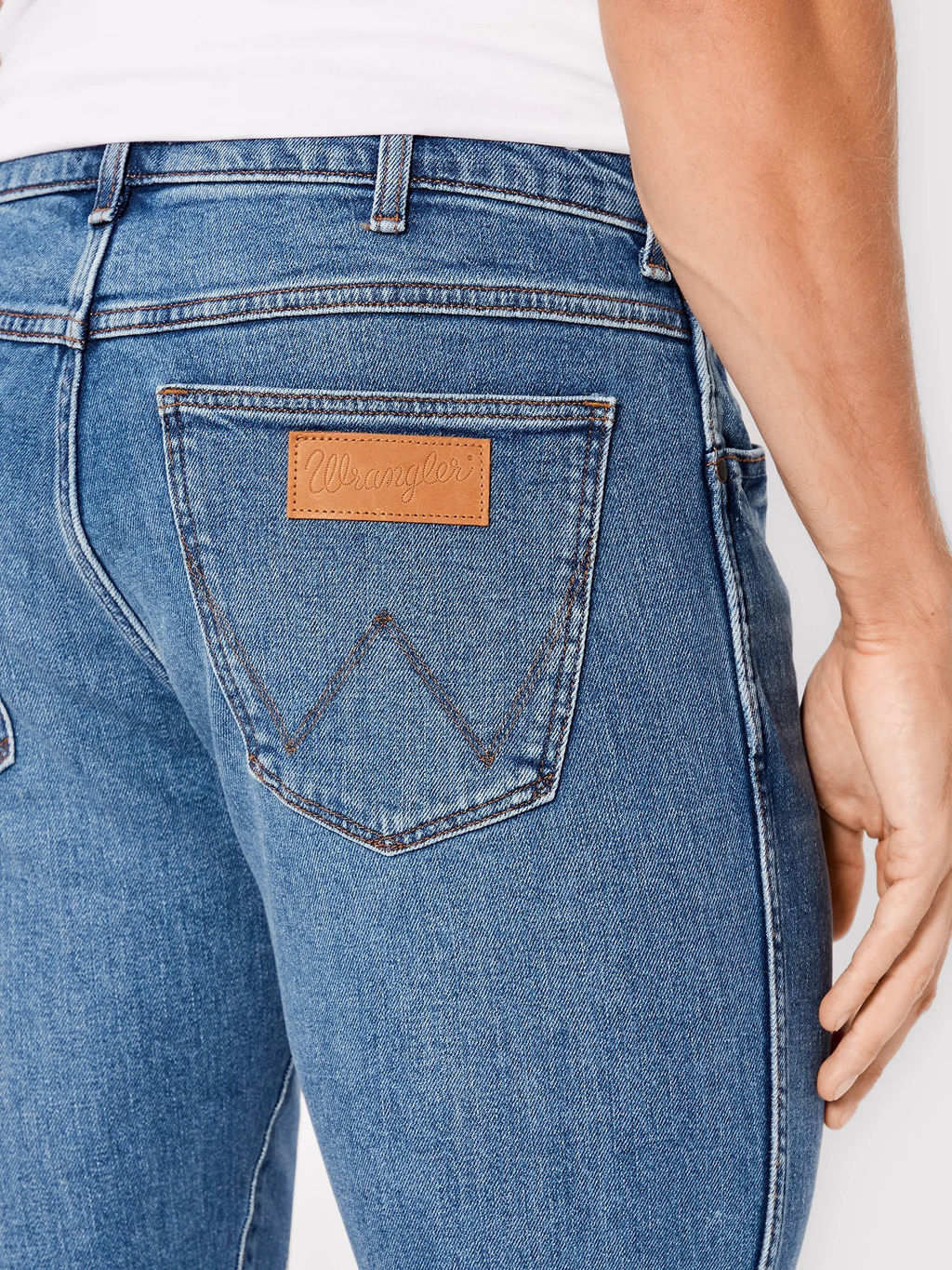 Джинсы мужские