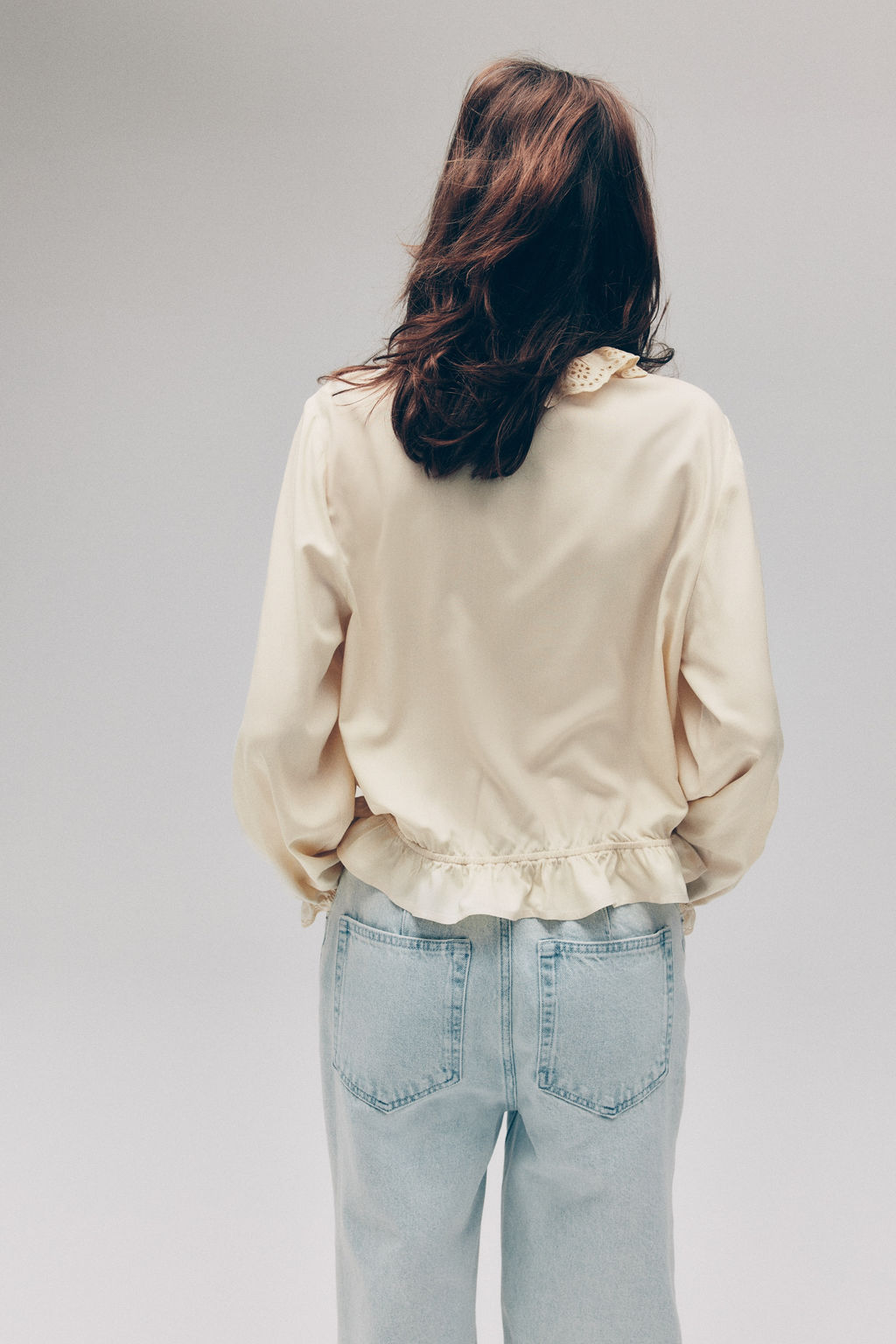 Blusa con ribetes de volante - H&m фото 3