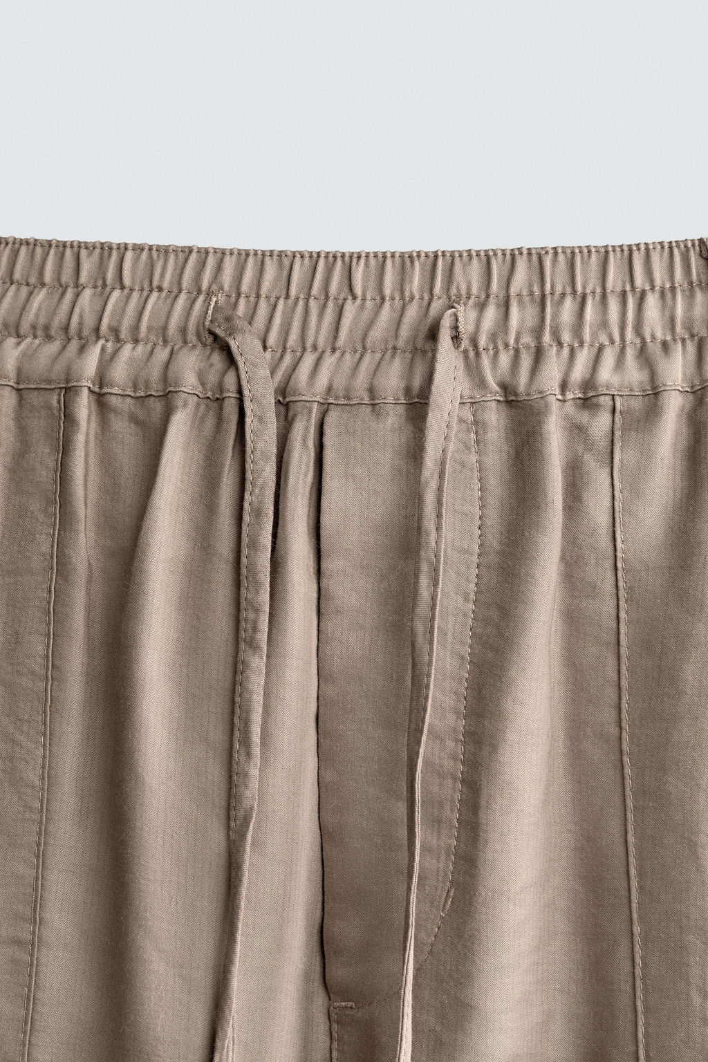 PANTAL?N FLUIDO RELAXED FIT / rosa claro