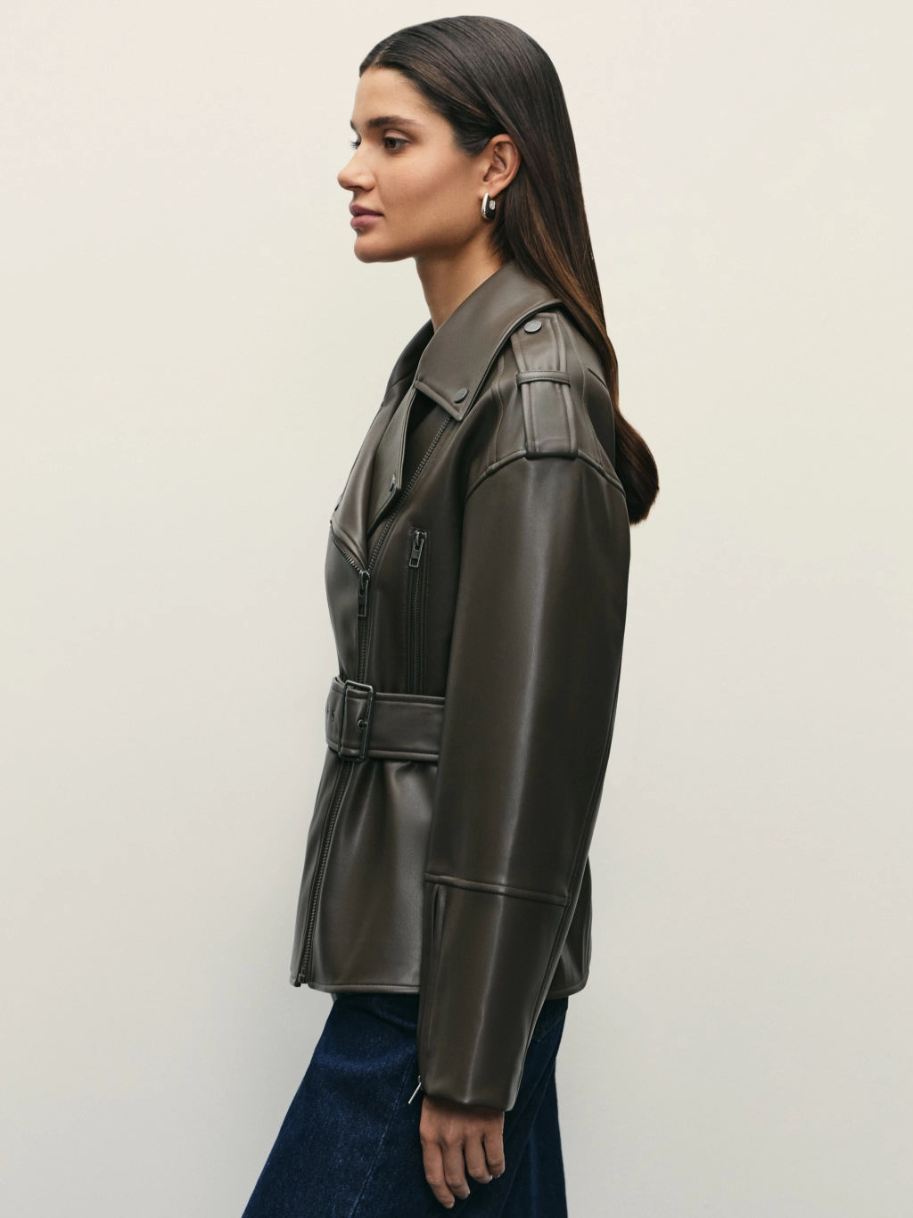 Куртка из искусственной кожи с ремнём / Zarina фото 5