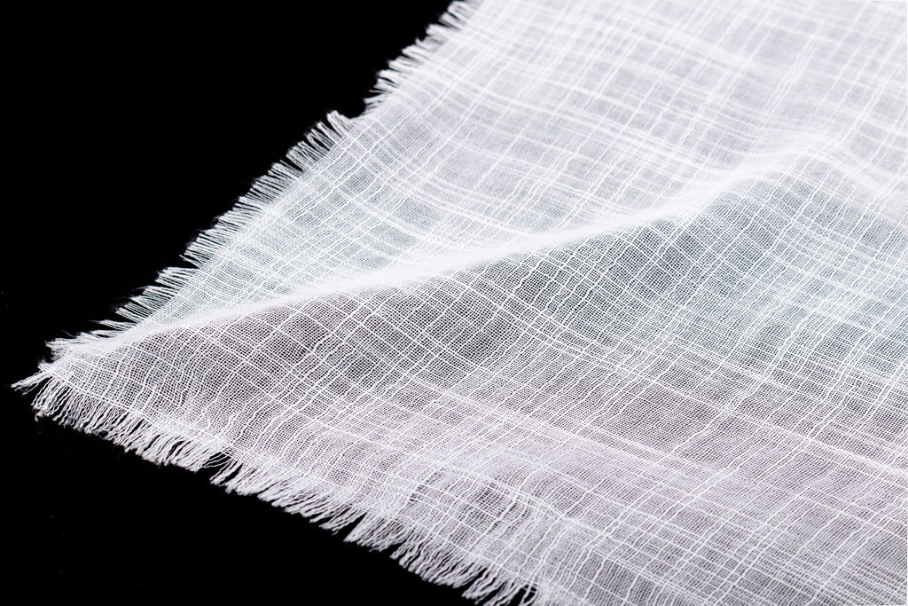 Платок турецкий на голову, однотонный MAGROM, белый, 97 х 97 см, из 100% льна