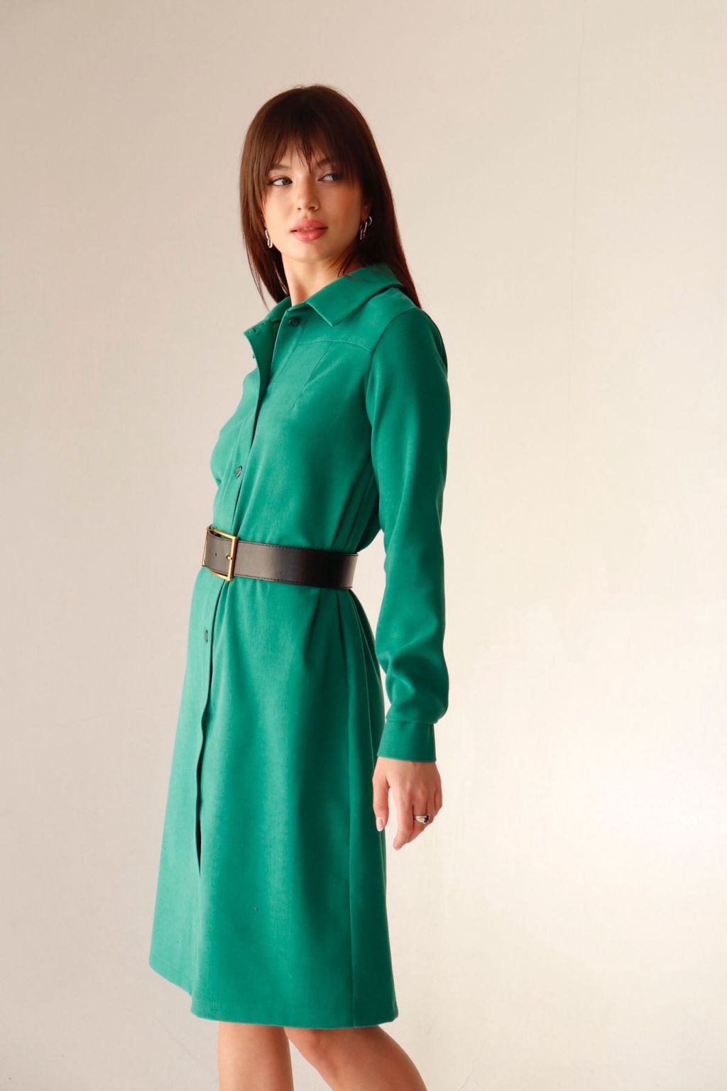 Платье-рубашка из микровельвета зелёное - Martichelli фото 11