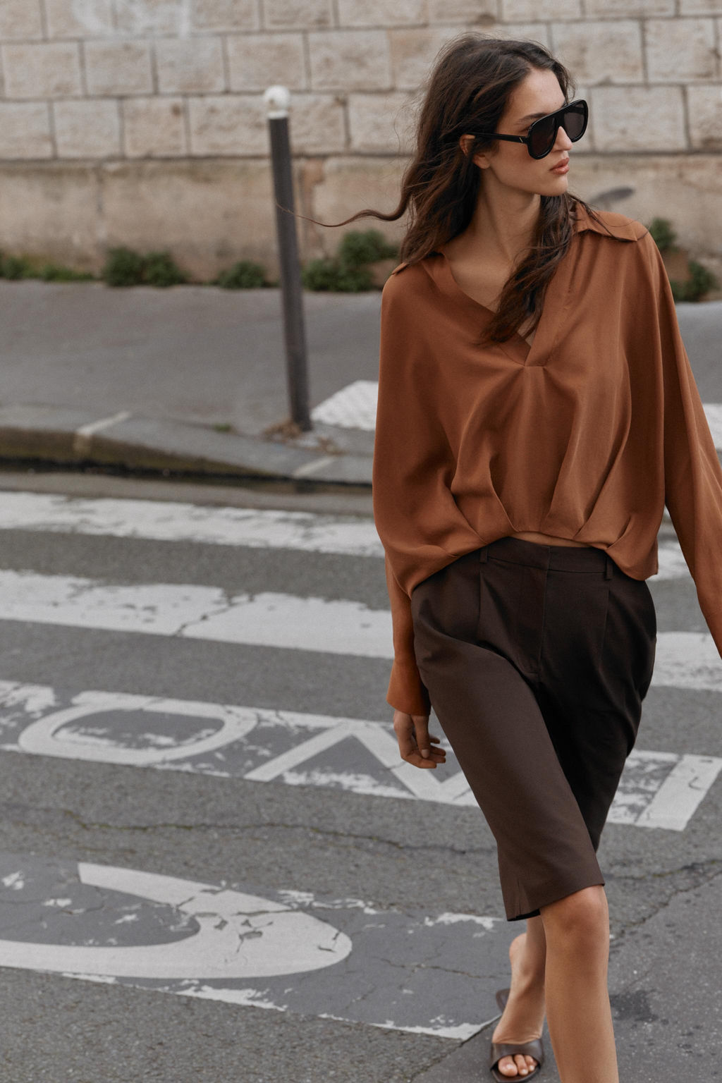CAMISA BAJO ABULLONADO / Tabaco - Zara фото 3
